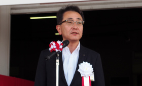 エネルギーシステムソリューション事業本部長向井 和司