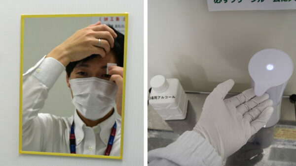 クリーンルームに入る前も衛生対策を徹底＜左：抜けたまゆ毛が入り込まないよう粘着性のあるシールで除去　右：(素手での消毒後)手袋をした後にも消毒＞