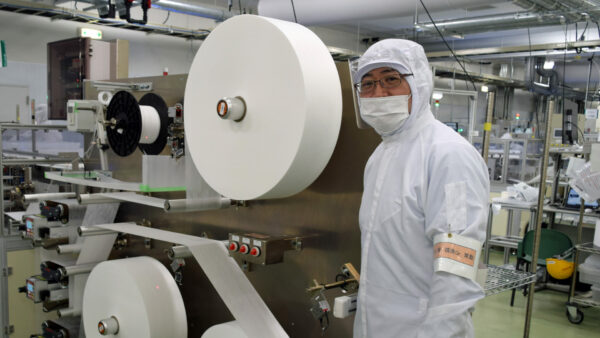 シャープ三重工場 マスク生産ライン