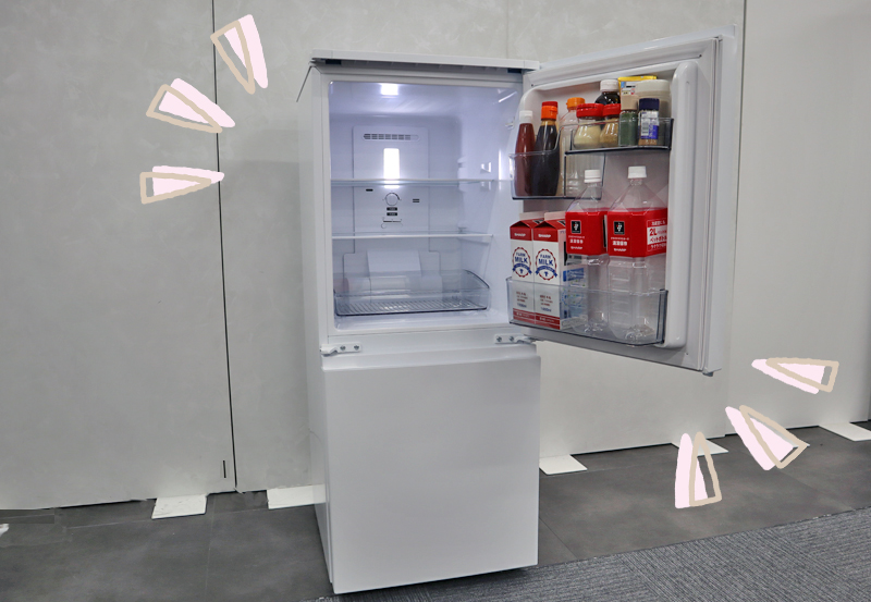 冷蔵庫のドアの開く方向、自分で変えてみました！—「つけかえどっちも